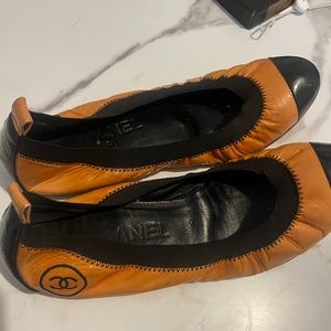 Chanel stretch flats